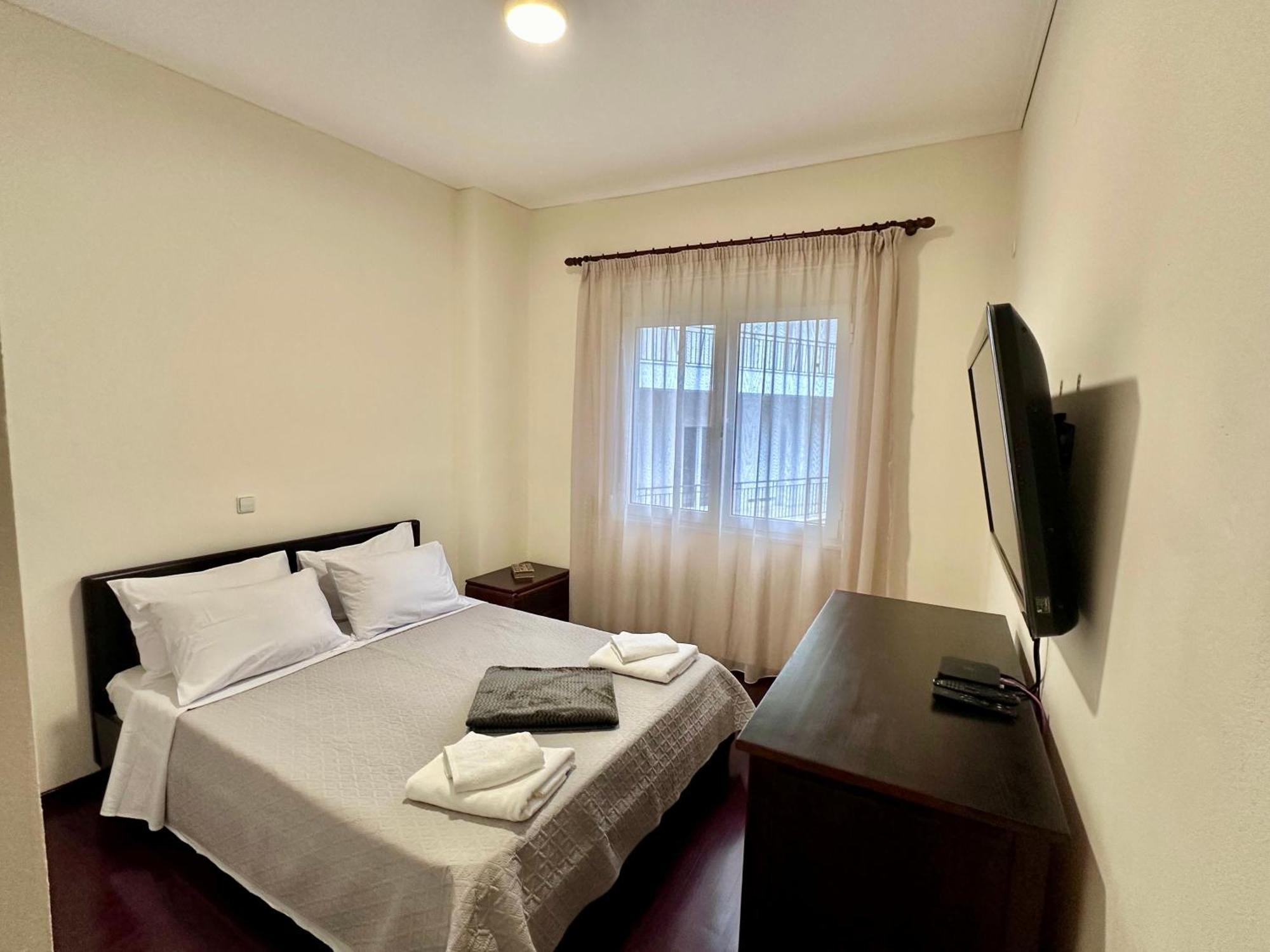 Harmony Central House Янина Екстериор снимка